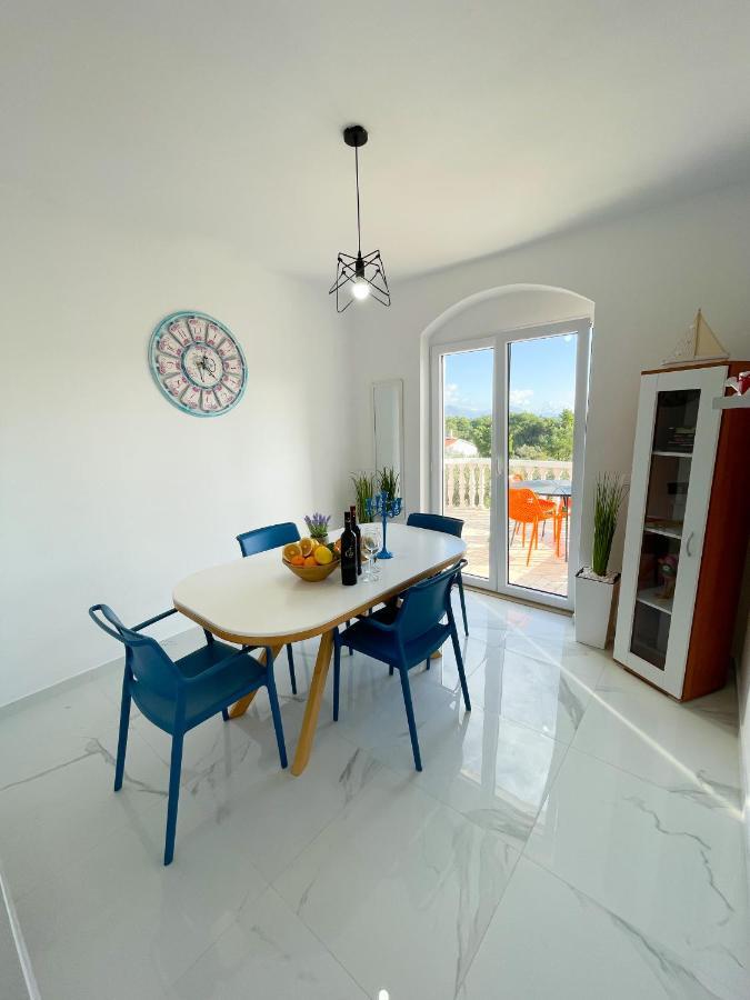 Sea View Apartment Amaro Корчула Экстерьер фото
